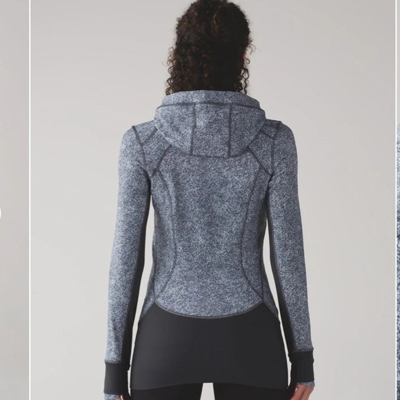 Lululemon Daily Practice Jacket, size 4 - Picture 3 of 13